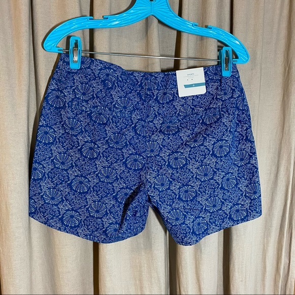 Old Navy Short Shorts - Picture 10 of 11